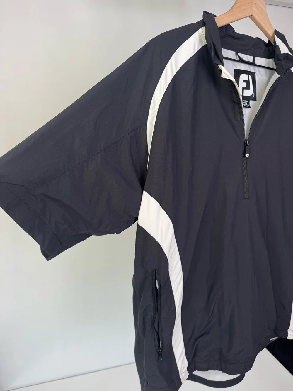 FootJoy FJ Golf Wind Pullover Jacket Men’s L Black White 1/2 Zip Short Sleeve